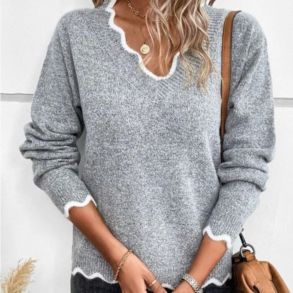 Sweater - Picture 2 of 6
